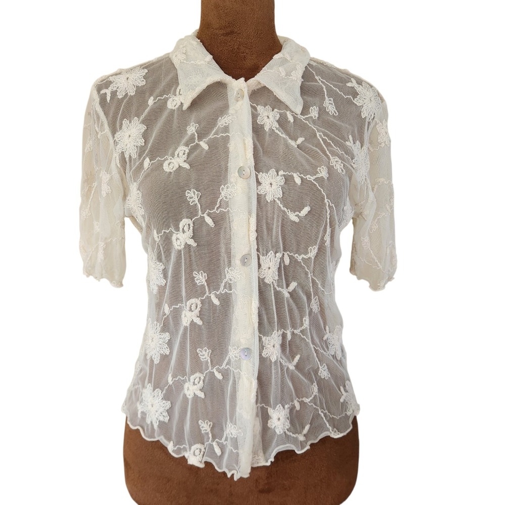 90s Rabbit Top Cream Sheer Lace Floral Shirt Boho Hippie Coquette Size 6  Button
